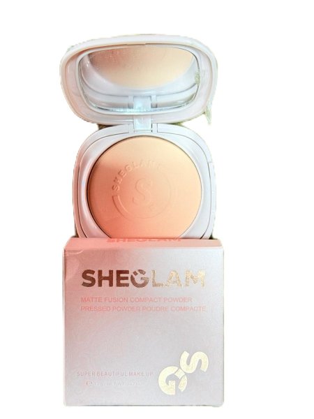 بودرة كومباكت